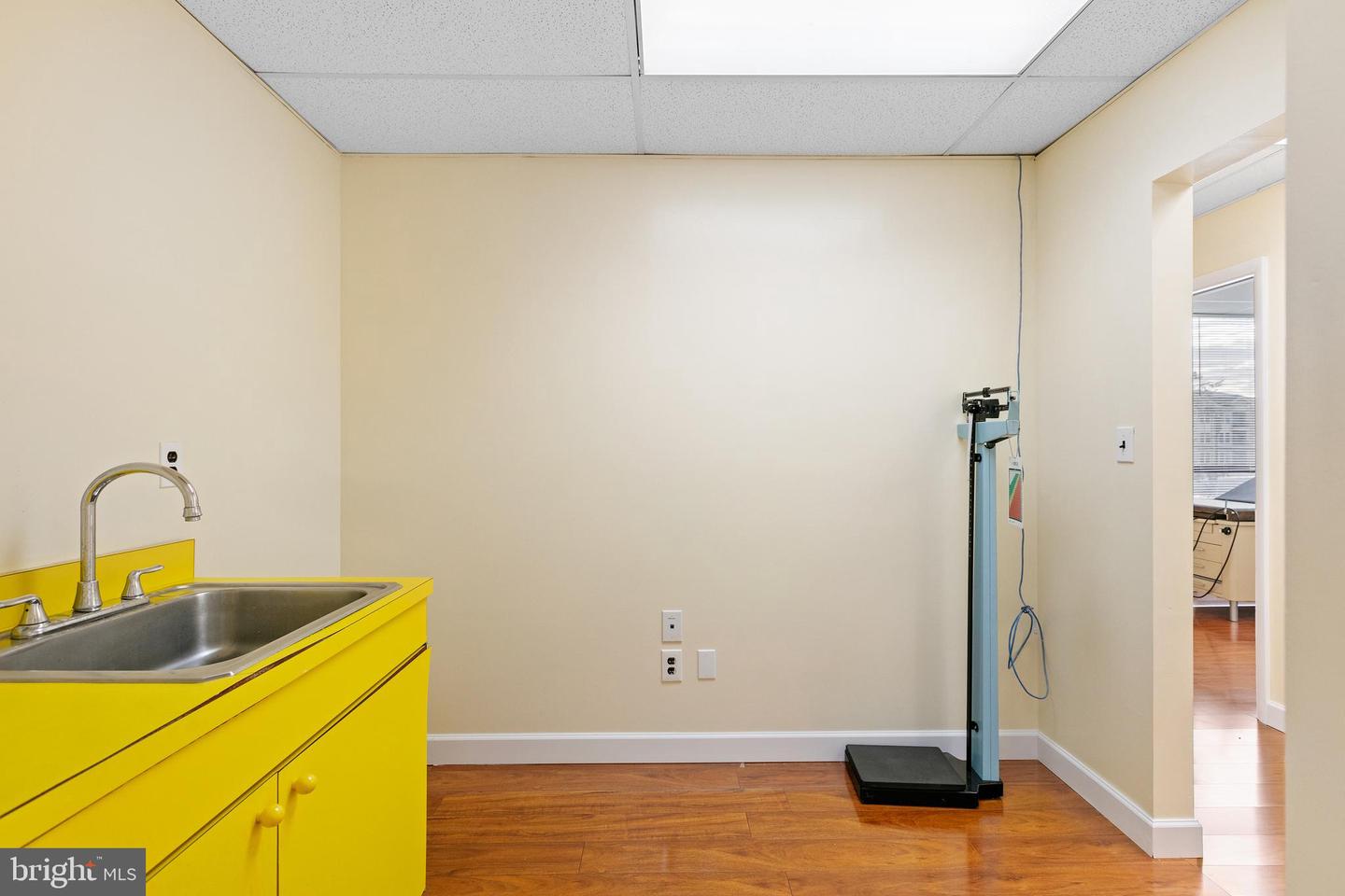 14904 Richmond Hwy #310 Property Photo 17