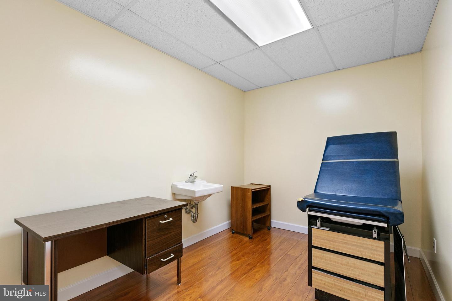 14904 Richmond Hwy #310 Property Photo 25