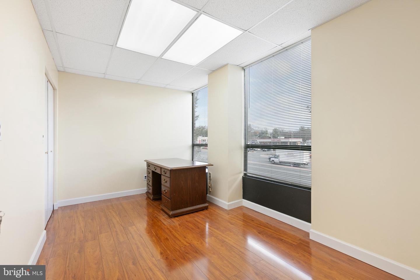 14904 Richmond Hwy #310 Property Photo 30