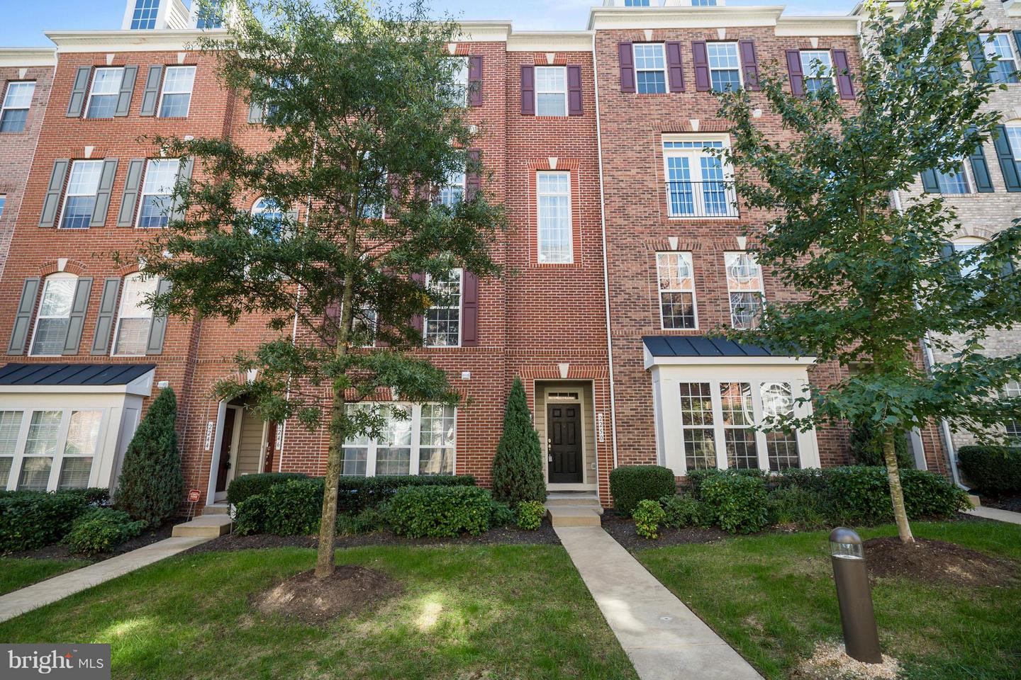 2250 Margraf Cir #410 Property Photo