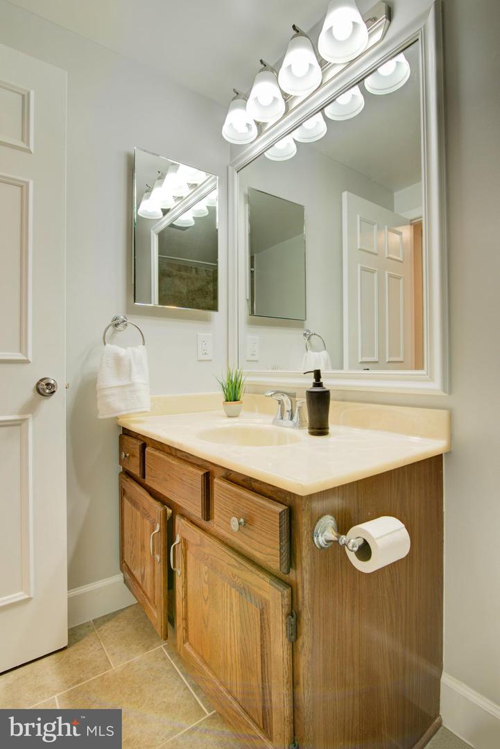 3454 Cornice Pl Property Photo 38