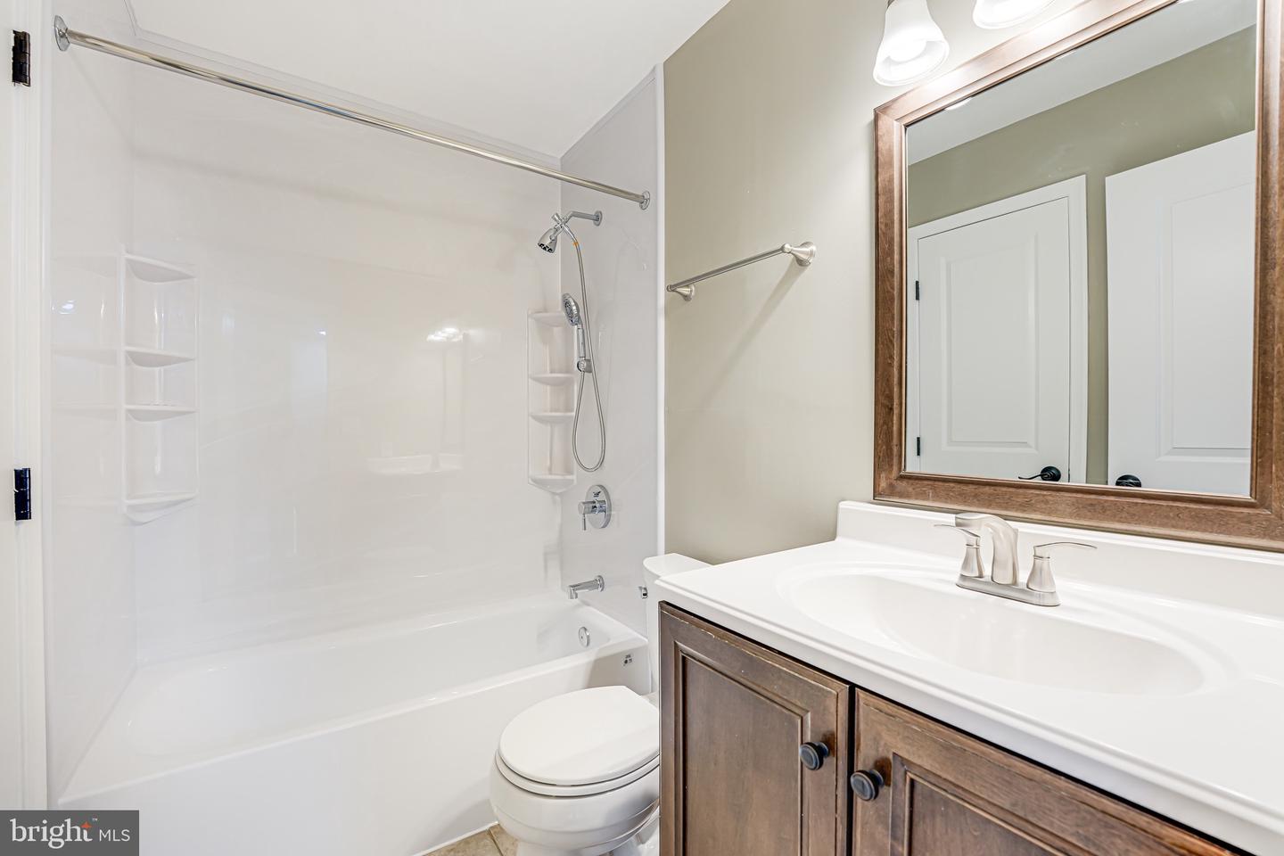 15592 Northgate Dr Property Photo 13