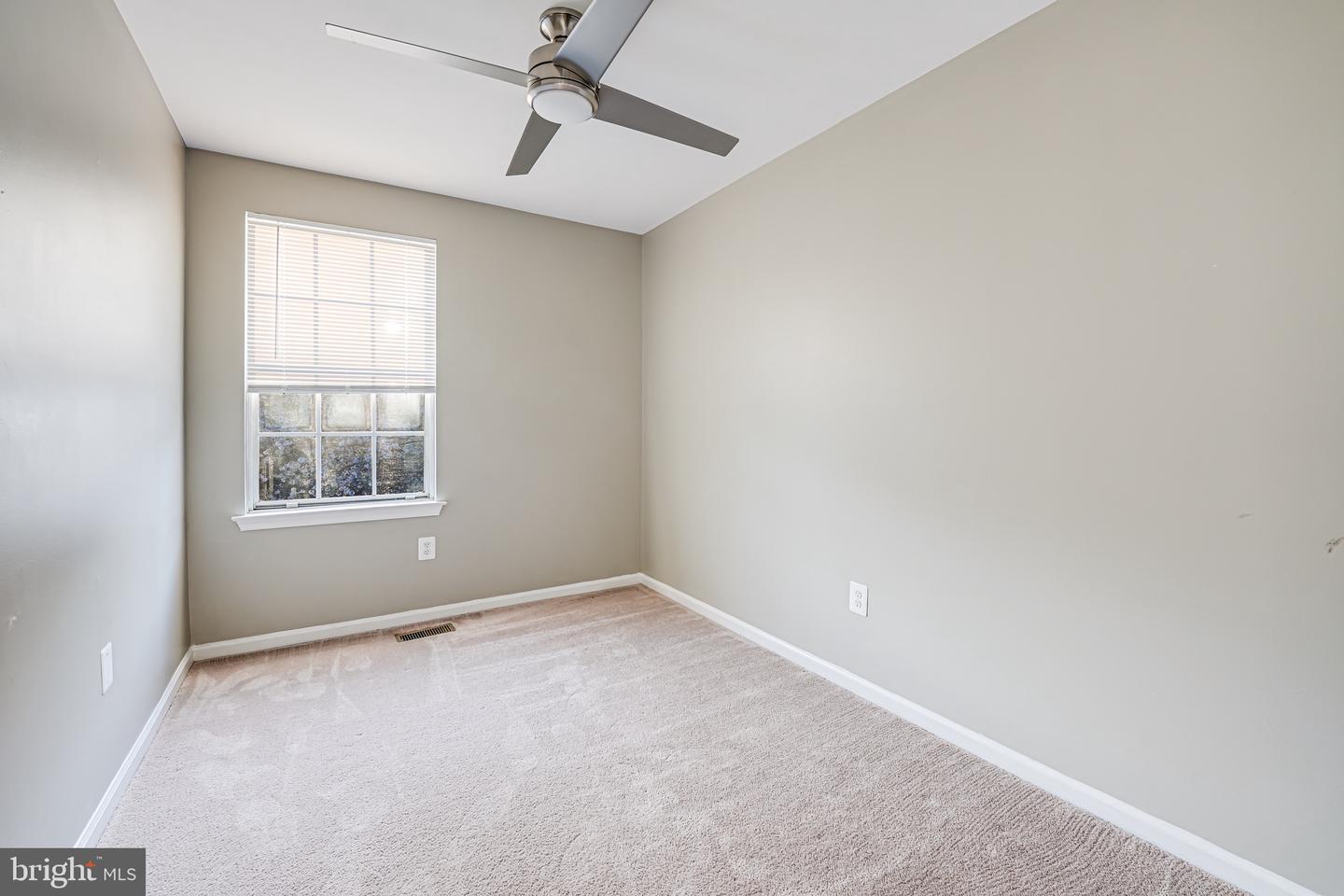 15592 Northgate Dr Property Photo 14