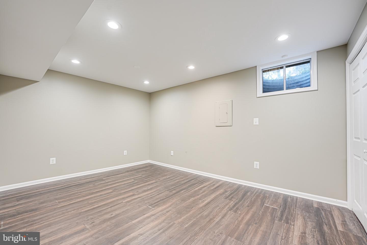 15592 Northgate Dr Property Photo 20