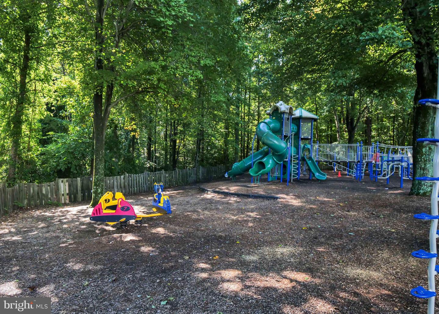 15592 Northgate Dr Property Photo 36