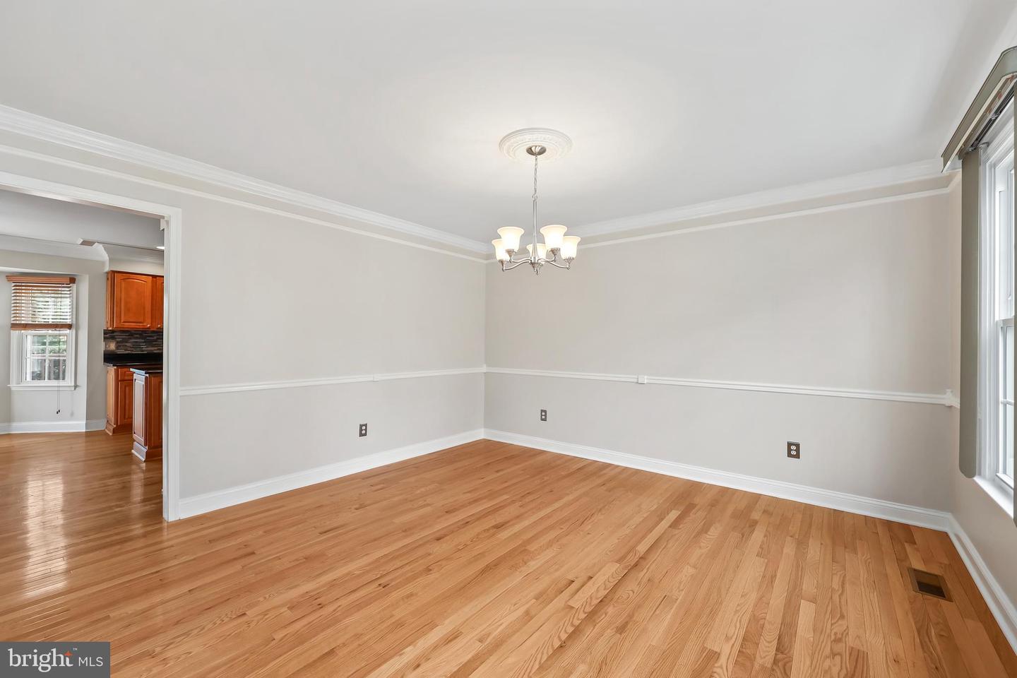15422 Beachview Dr Property Photo 7