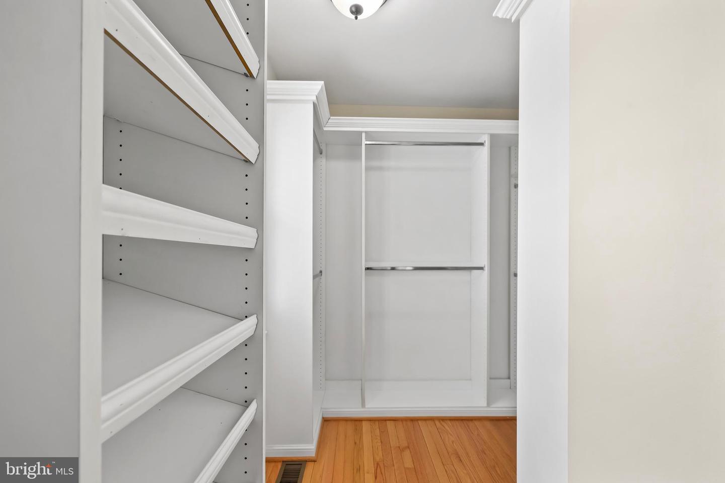 15422 Beachview Dr Property Photo 23