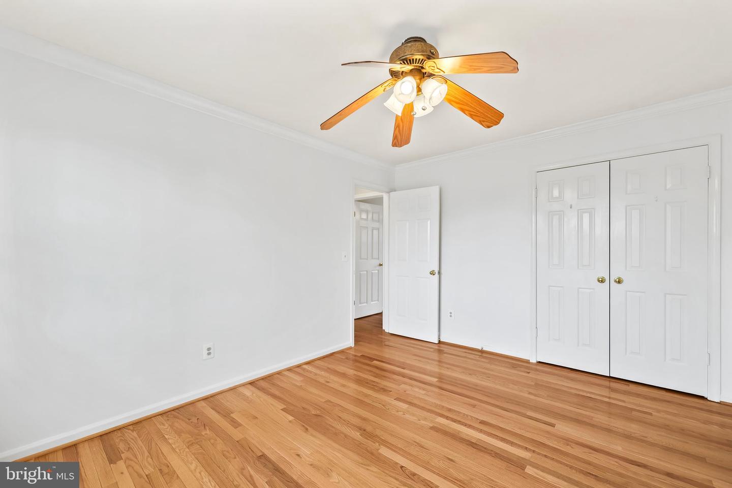 15422 Beachview Dr Property Photo 27