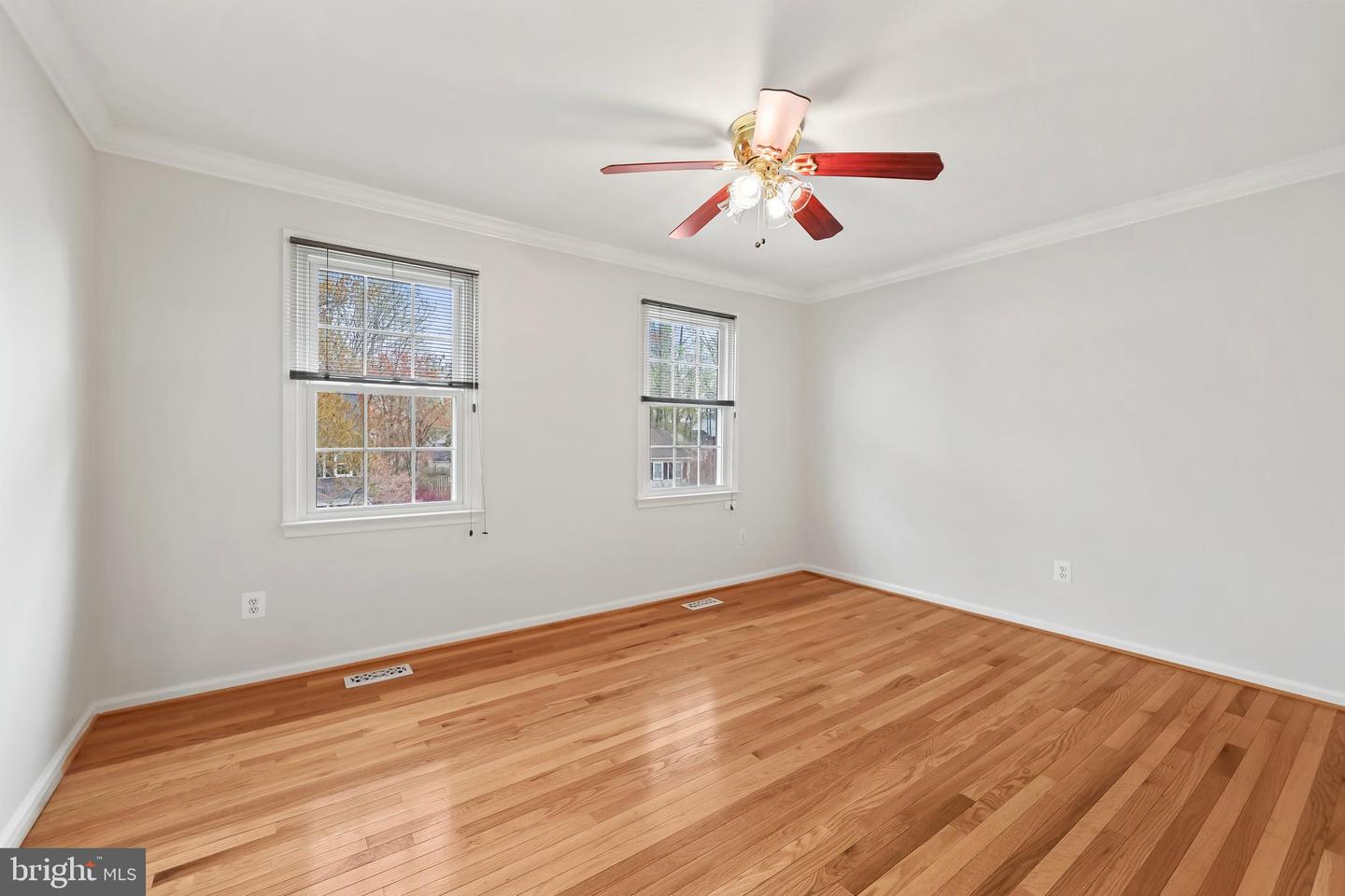 15422 Beachview Dr Property Photo 29