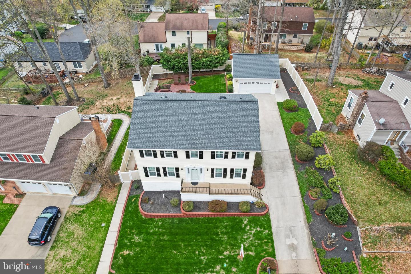 15422 Beachview Dr Property Photo 49