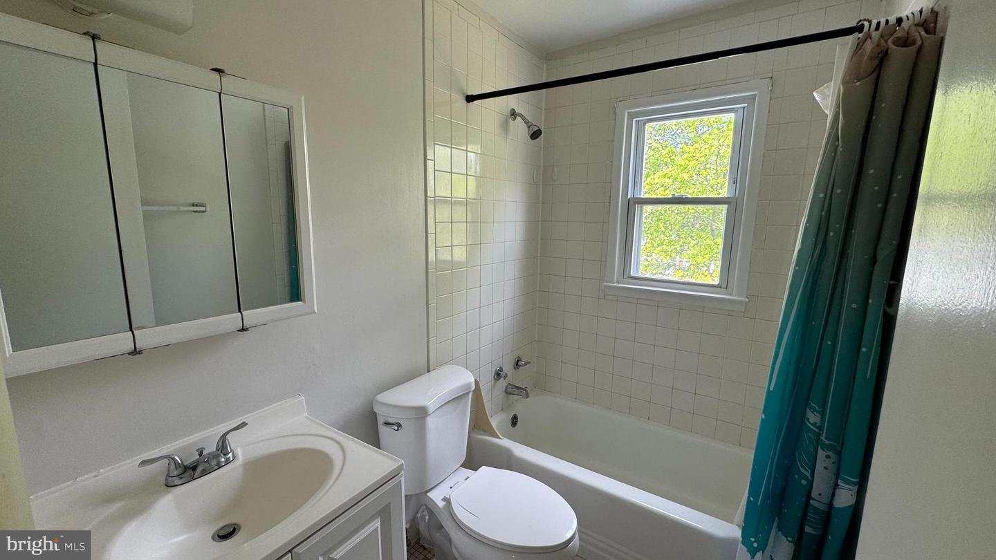 13430 Forest Glen Rd Property Photo 15
