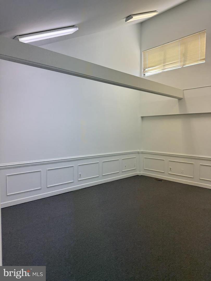 8573 Sudley Rd #8573d Property Photo 9