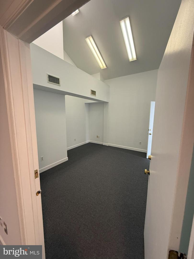 8573 Sudley Rd #8573d Property Photo 11