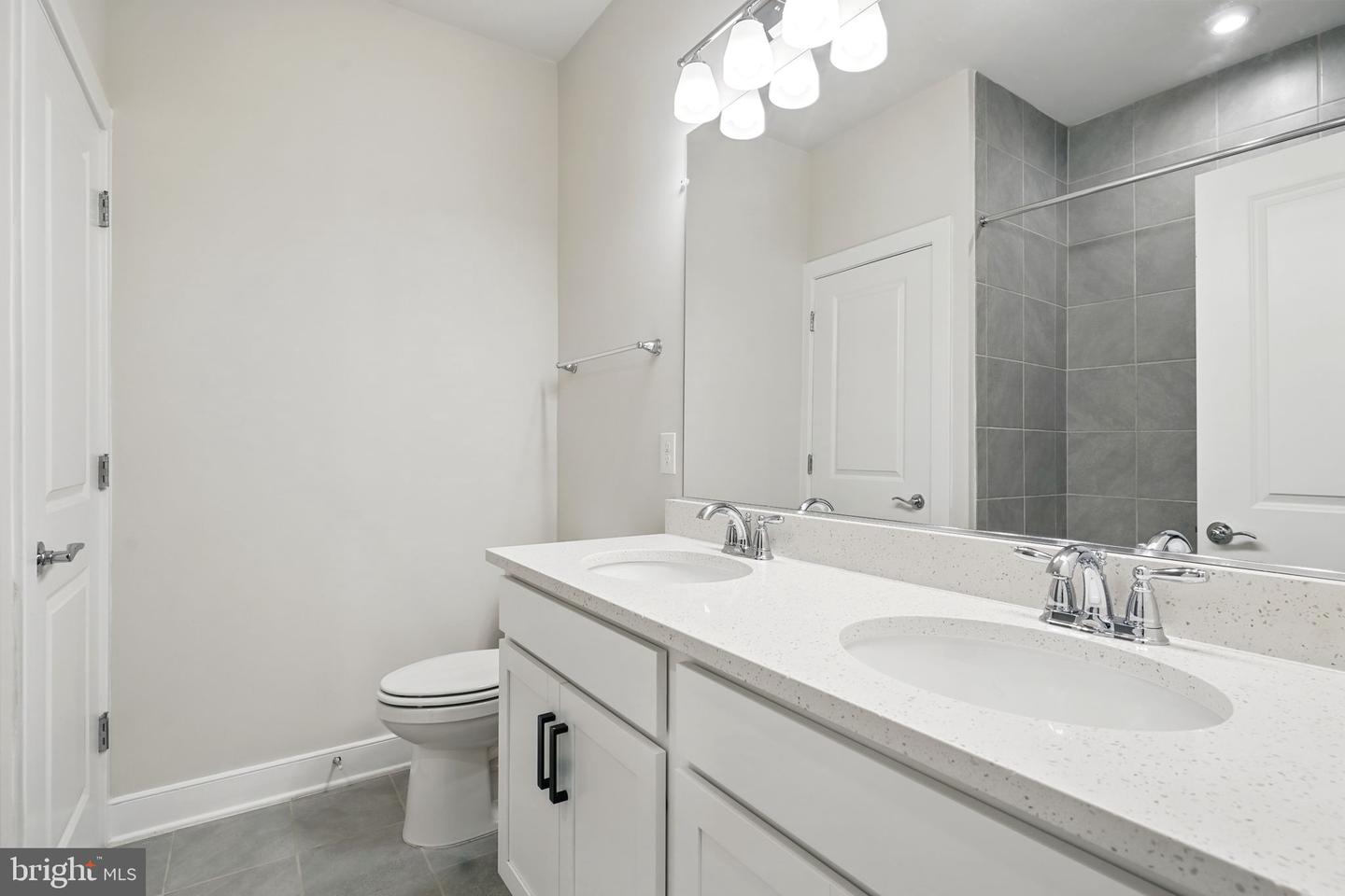 1843 Magnolia Fruit Dr Property Photo 25