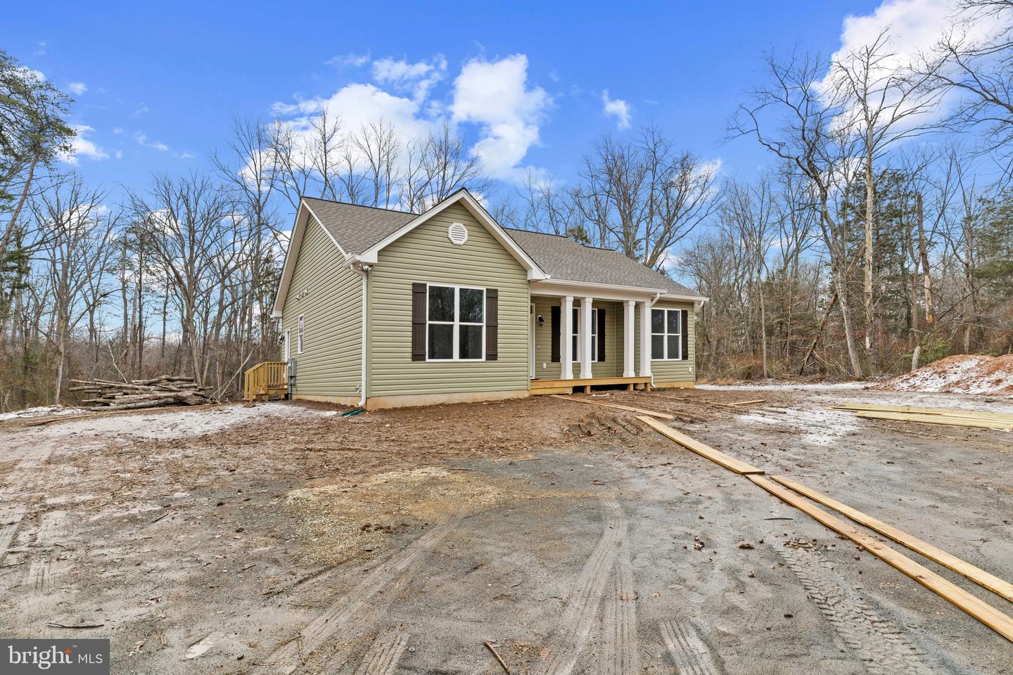 6735 Beverly Rd Property Photo 2