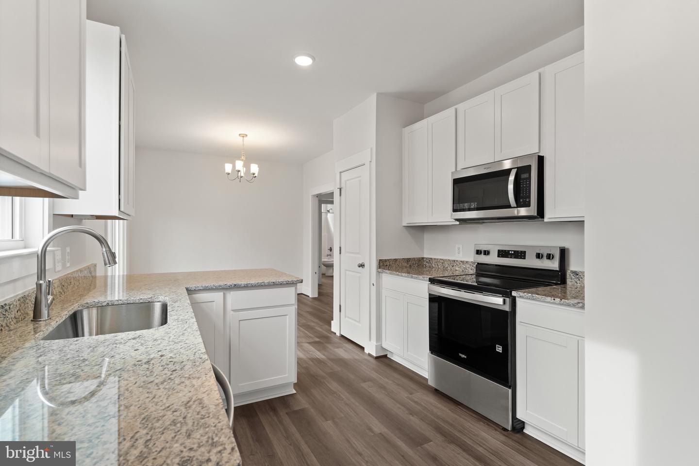 6735 Beverly Rd Property Photo 13