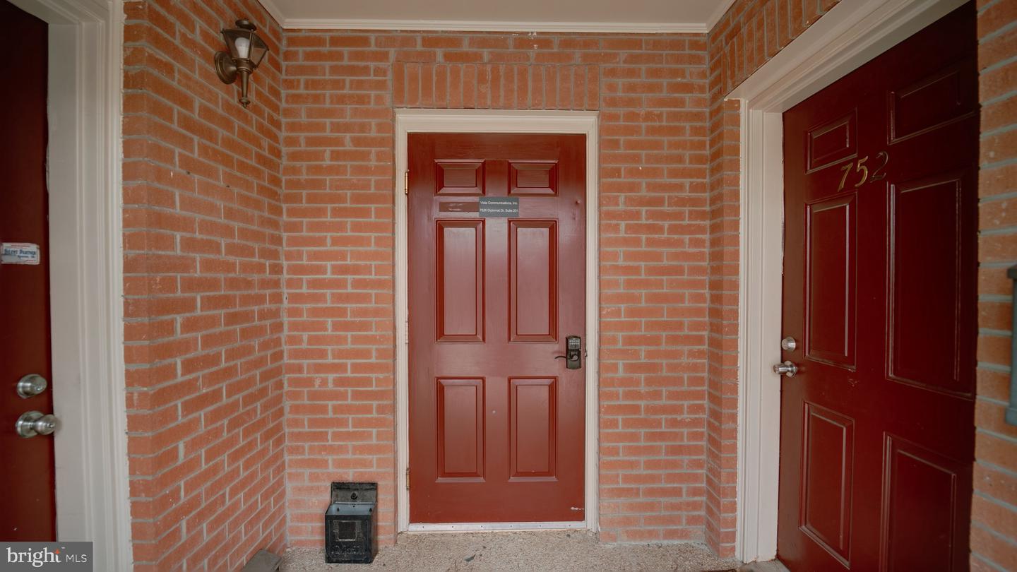 7528 Diplomat Dr #201 Property Photo 17