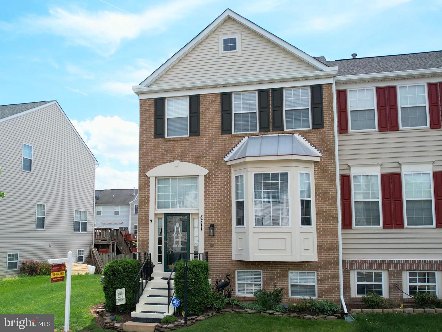 8711 Farnham Way Property Photo