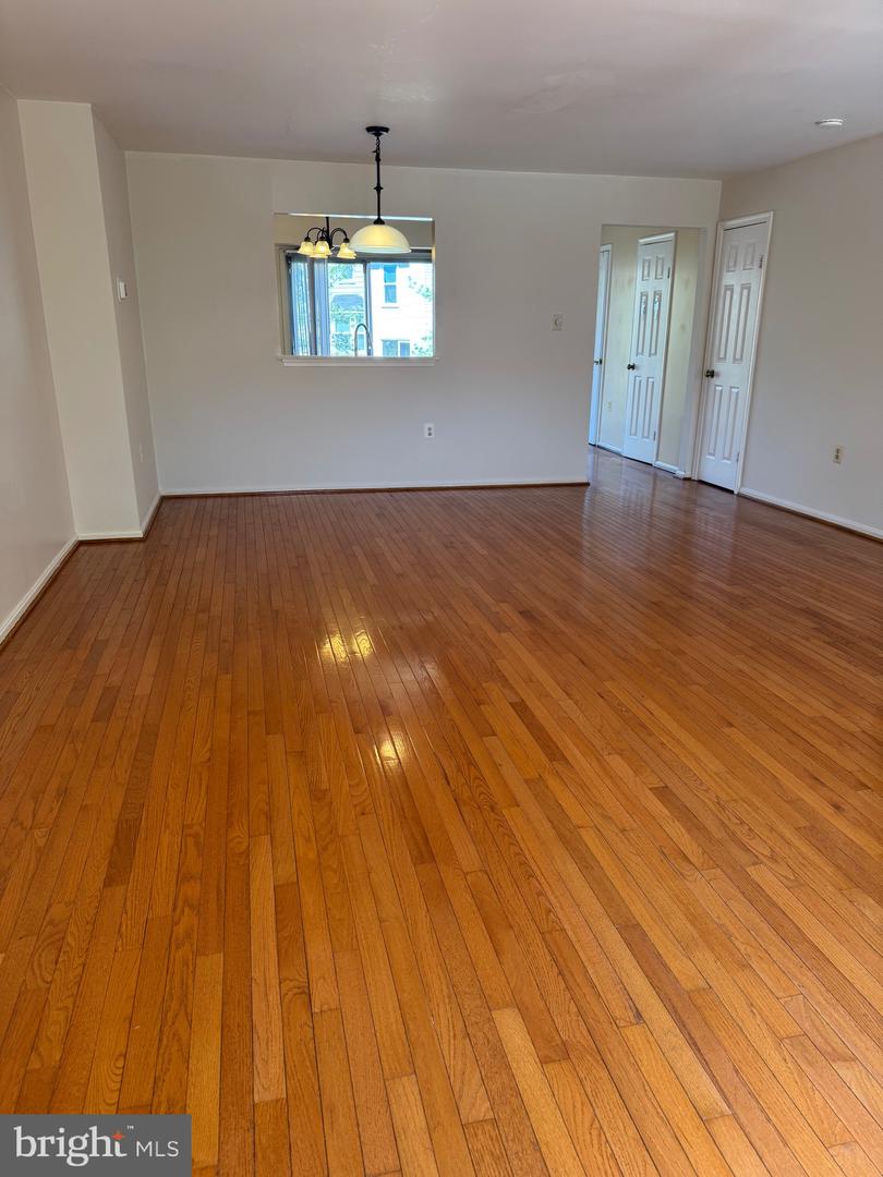 10424 Bermuda Ln Property Photo 7
