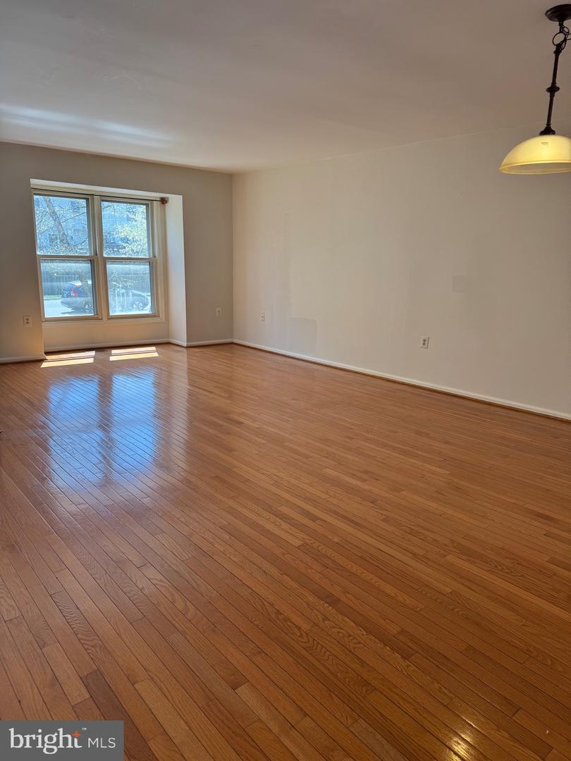 10424 Bermuda Ln Property Photo 8