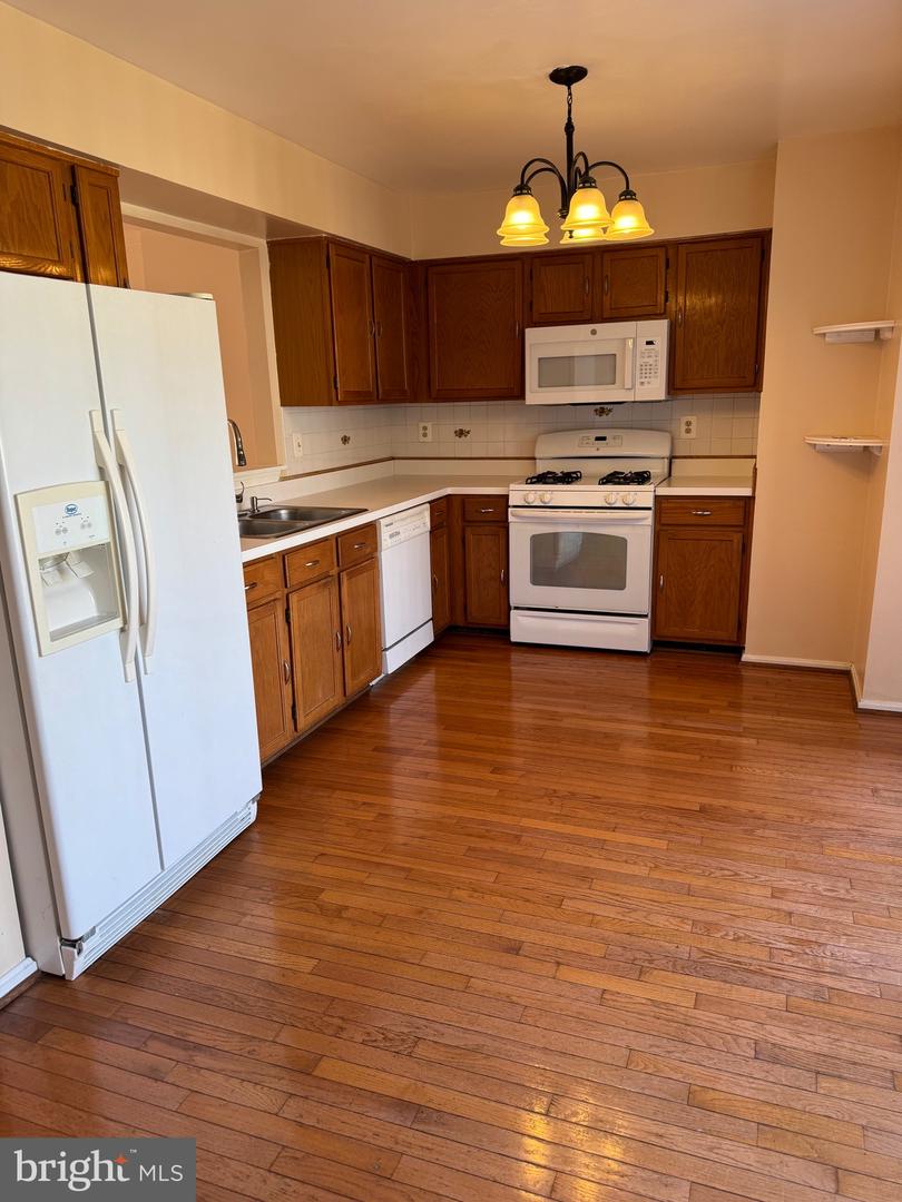 10424 Bermuda Ln Property Photo 12