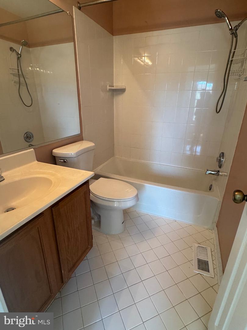 10424 Bermuda Ln Property Photo 17