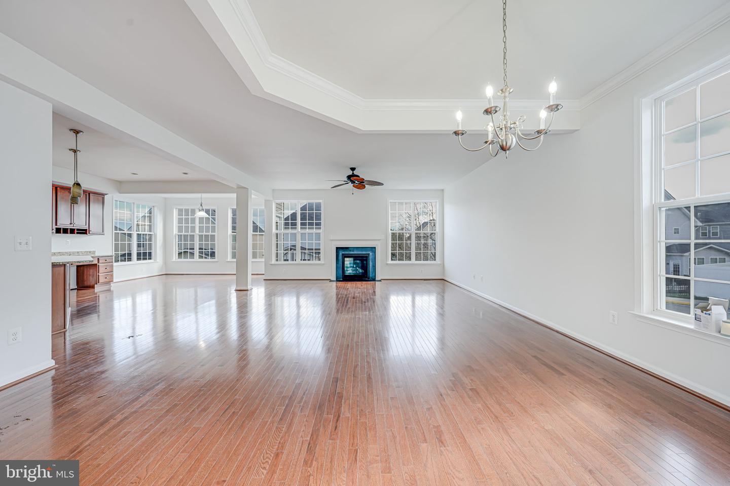 15000 Gossom Manor Pl Property Photo 3