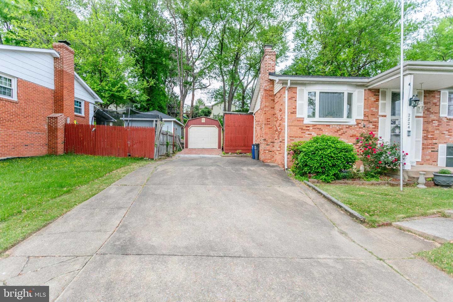2224 Montgomery Ave Property Photo 4
