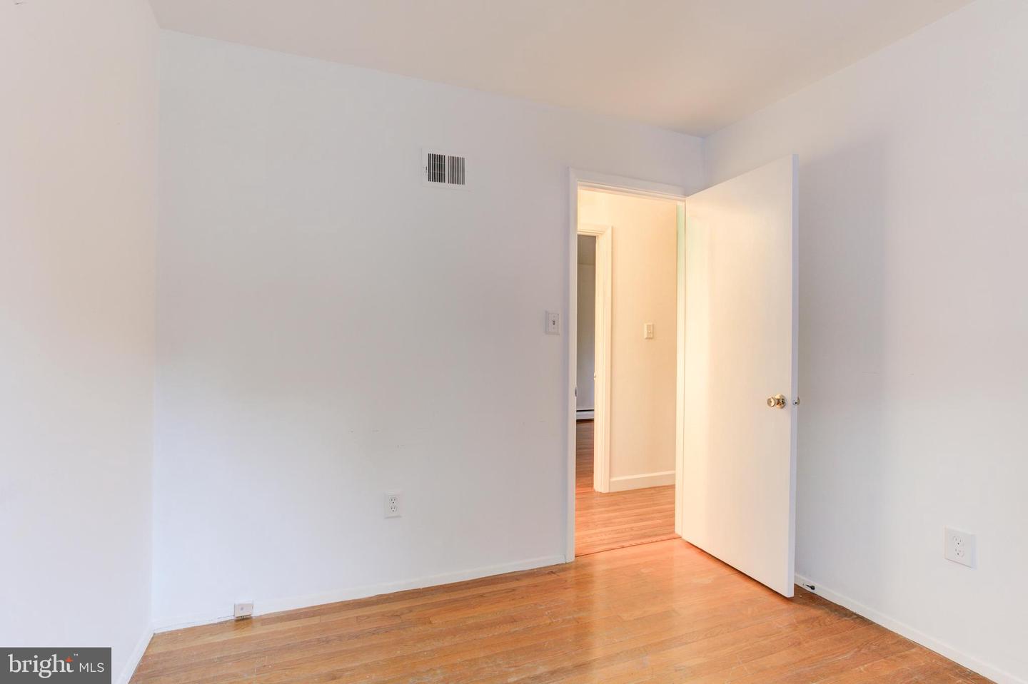 2224 Montgomery Ave Property Photo 23