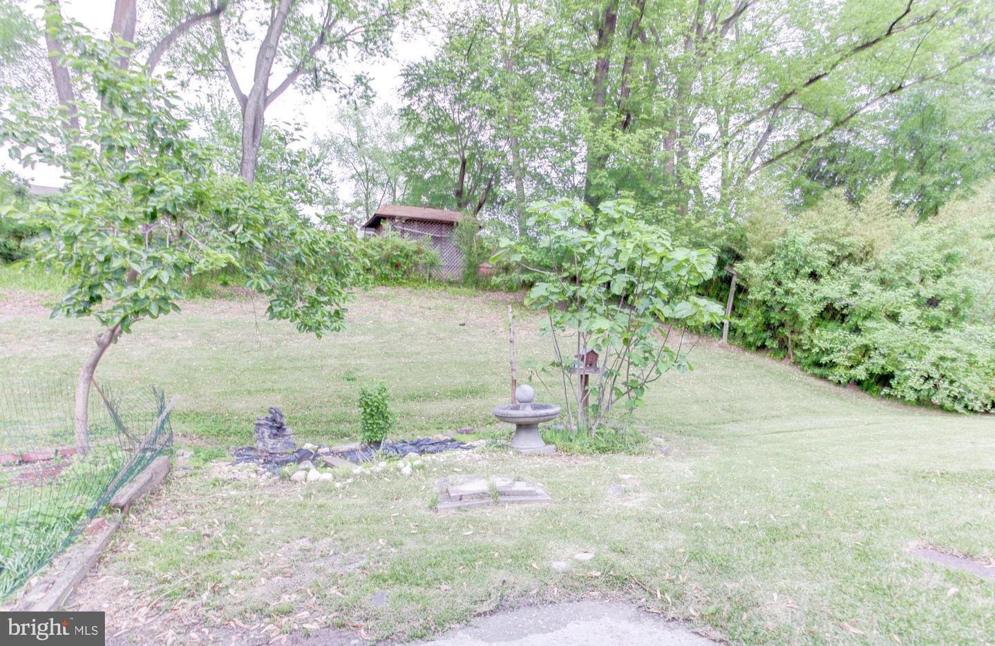 2224 Montgomery Ave Property Photo 35