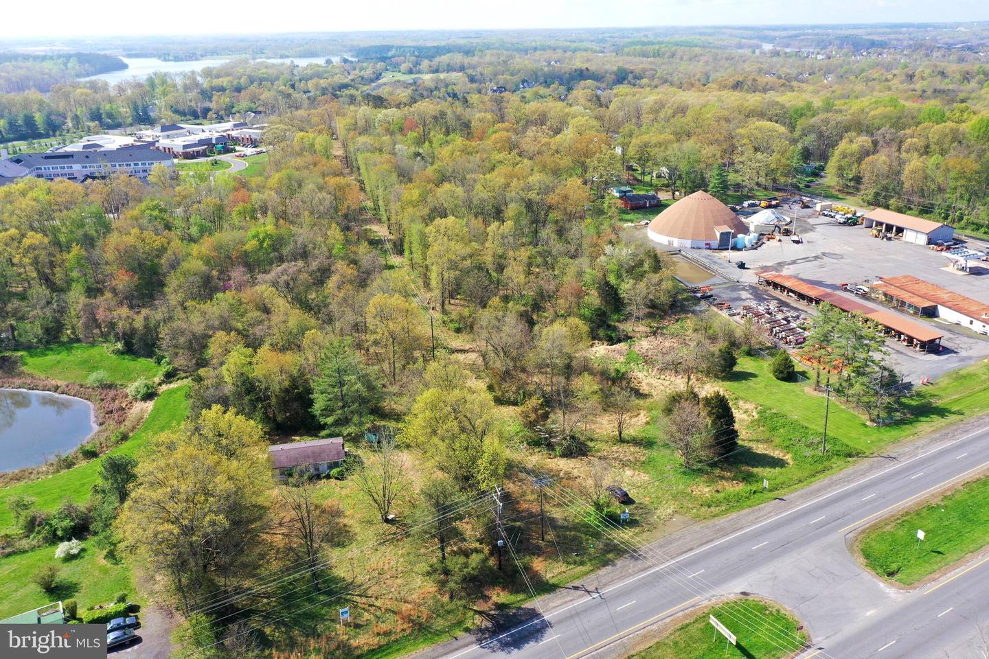 14813 Lee Hwy Property Photo 4