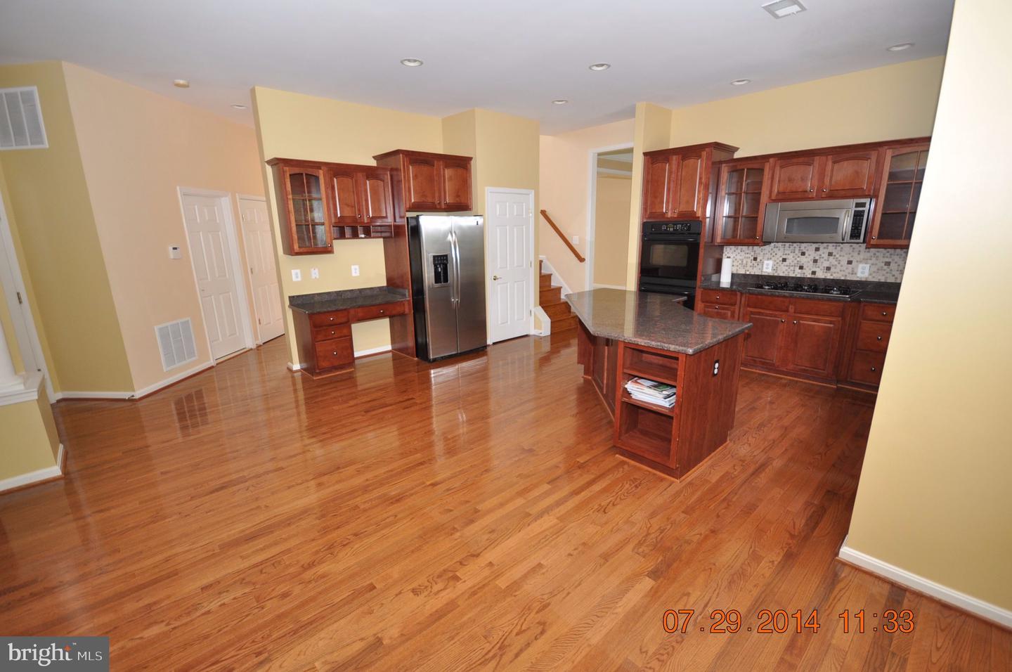 9308 Rustic Breeze Ct Property Photo 6