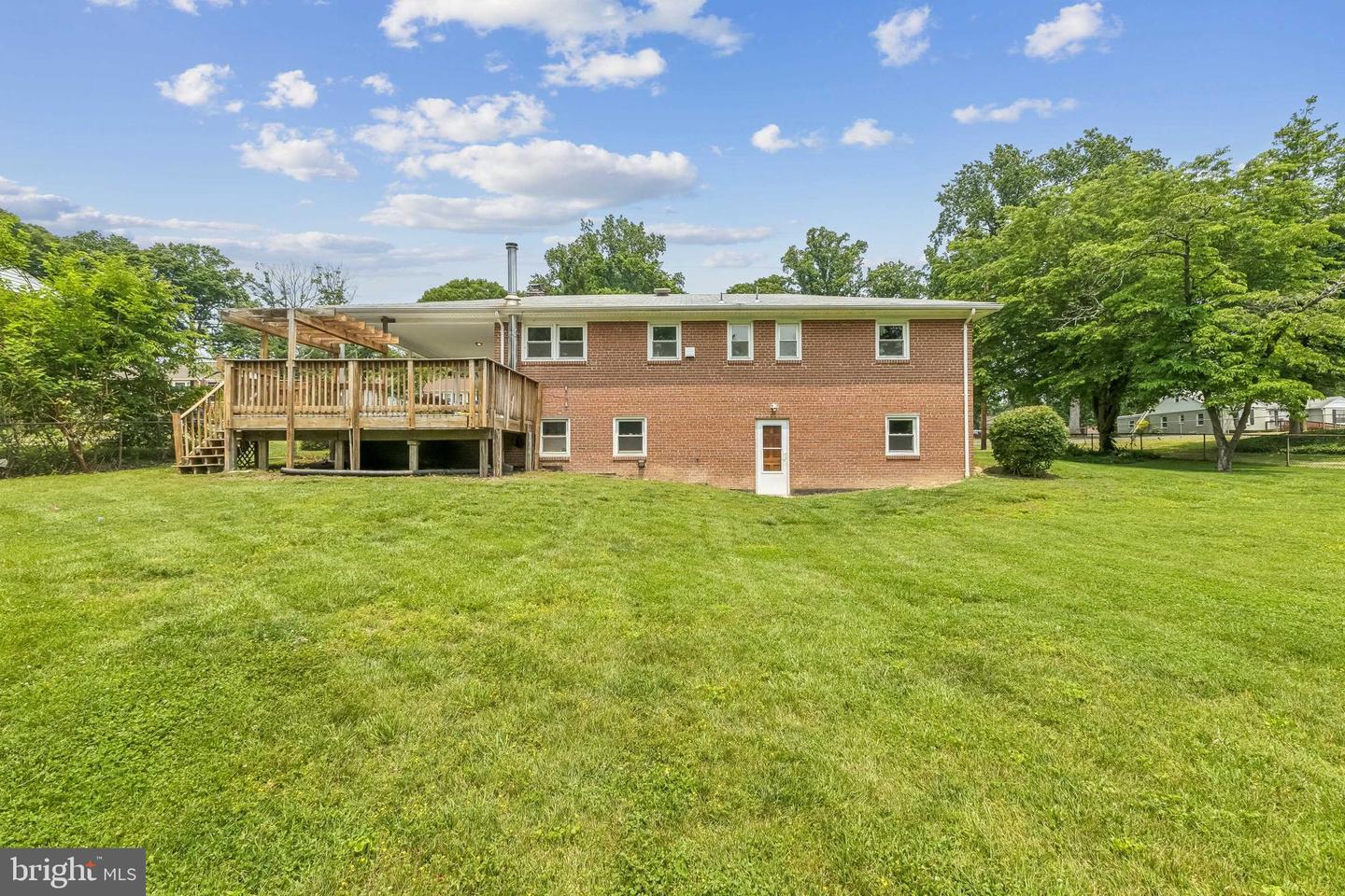 1511 Woodside Dr Property Photo 20
