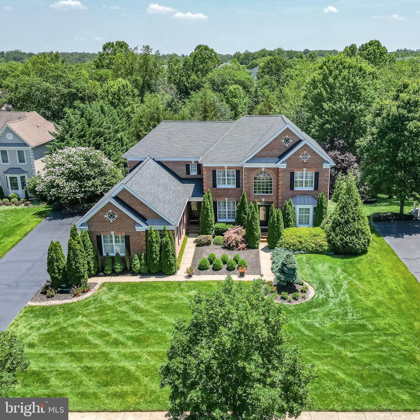 5359 WALKERTON CT