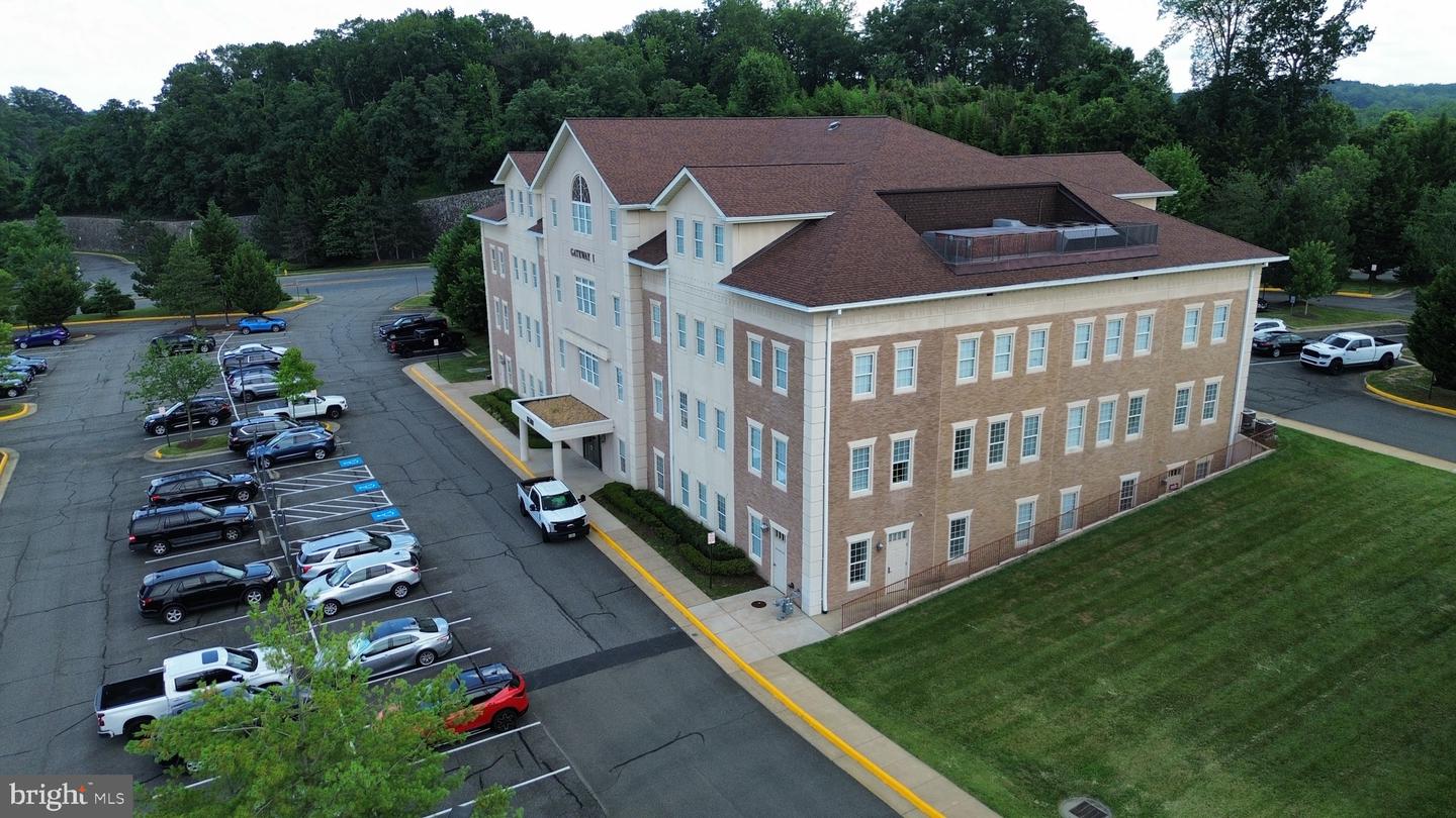 18300 Quantico Gateway Dr #100 Property Photo 1