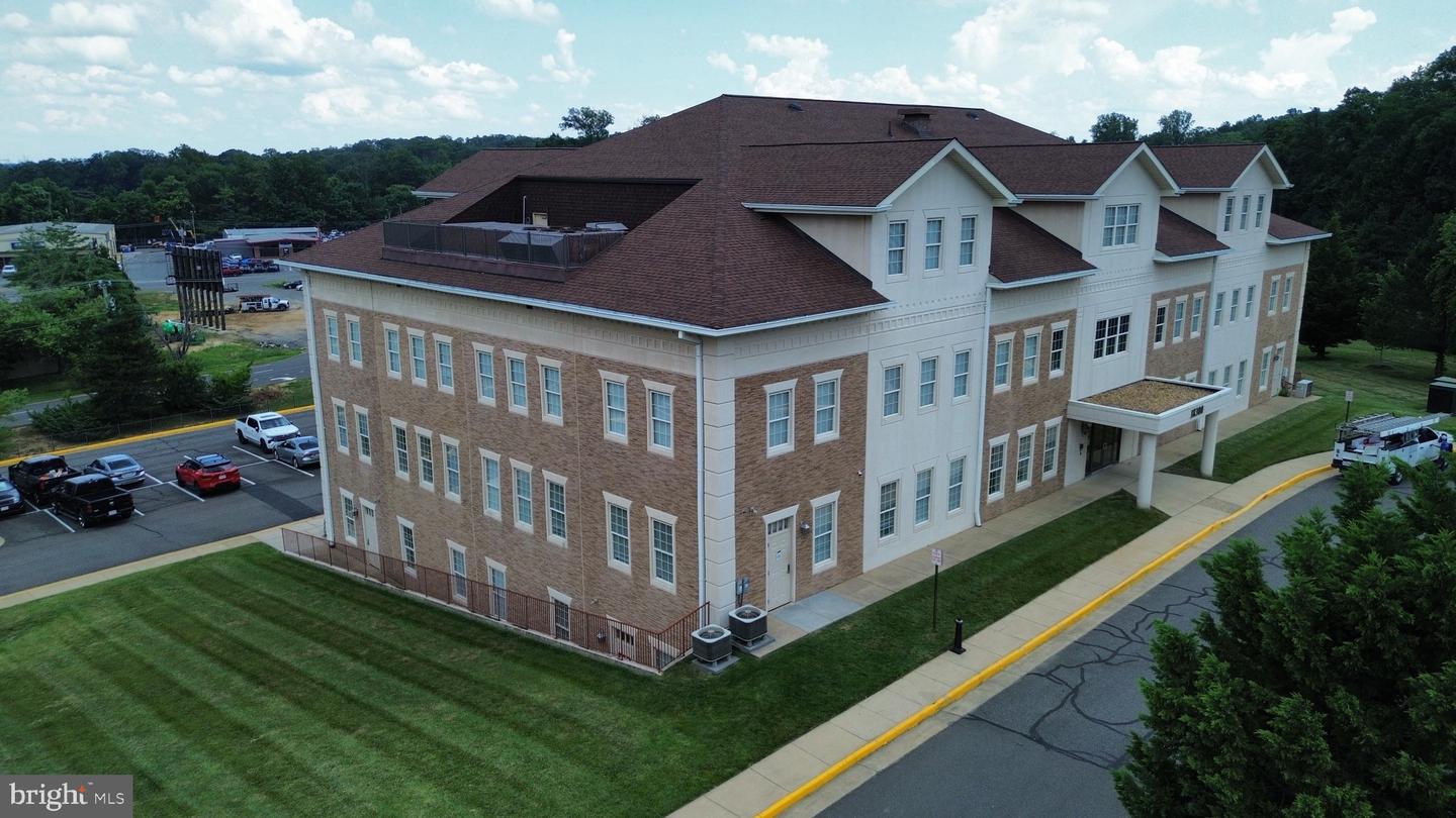 18300 Quantico Gateway Dr #100 Property Photo 3