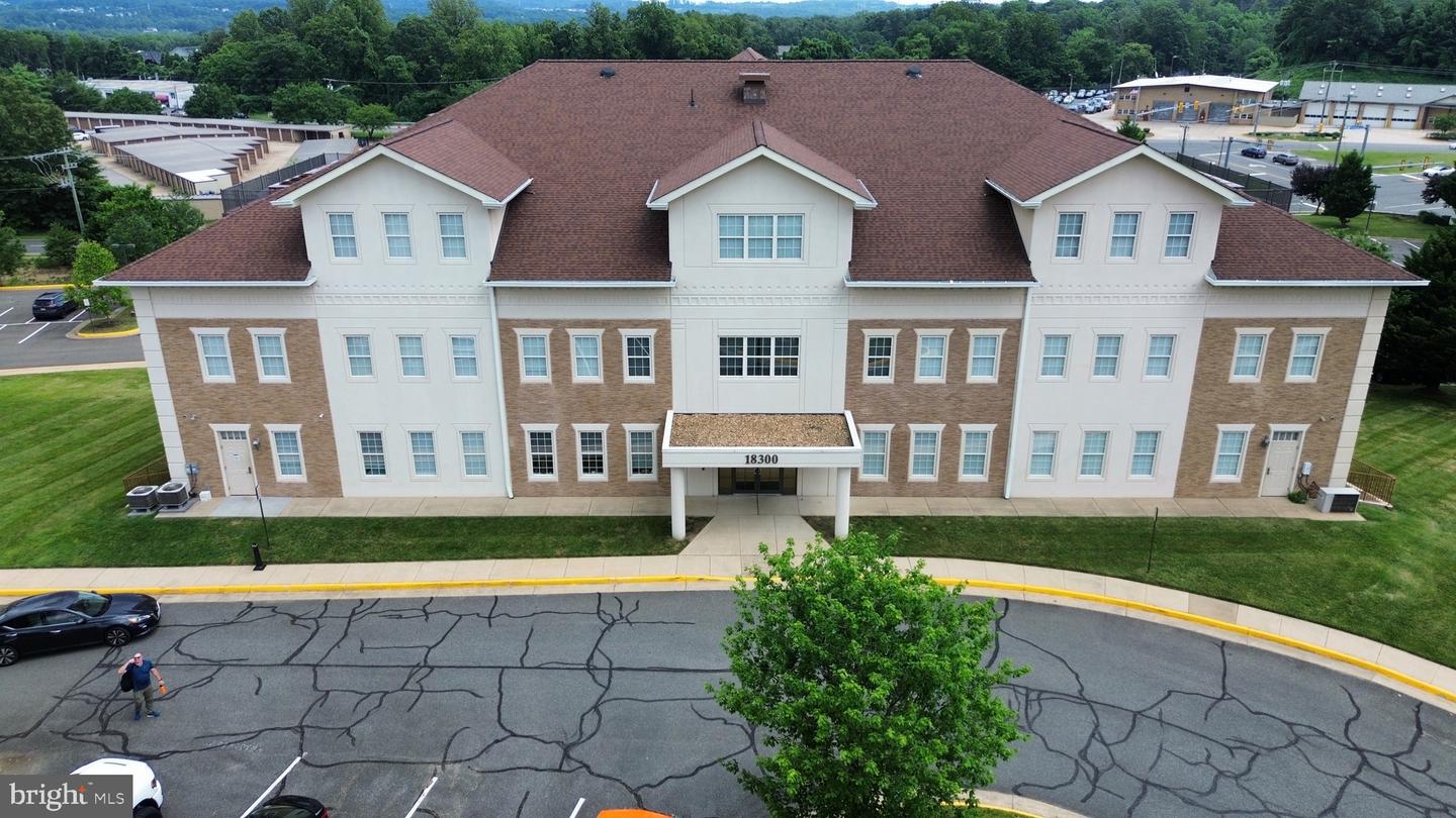 18300 Quantico Gateway Dr #100 Property Photo 5