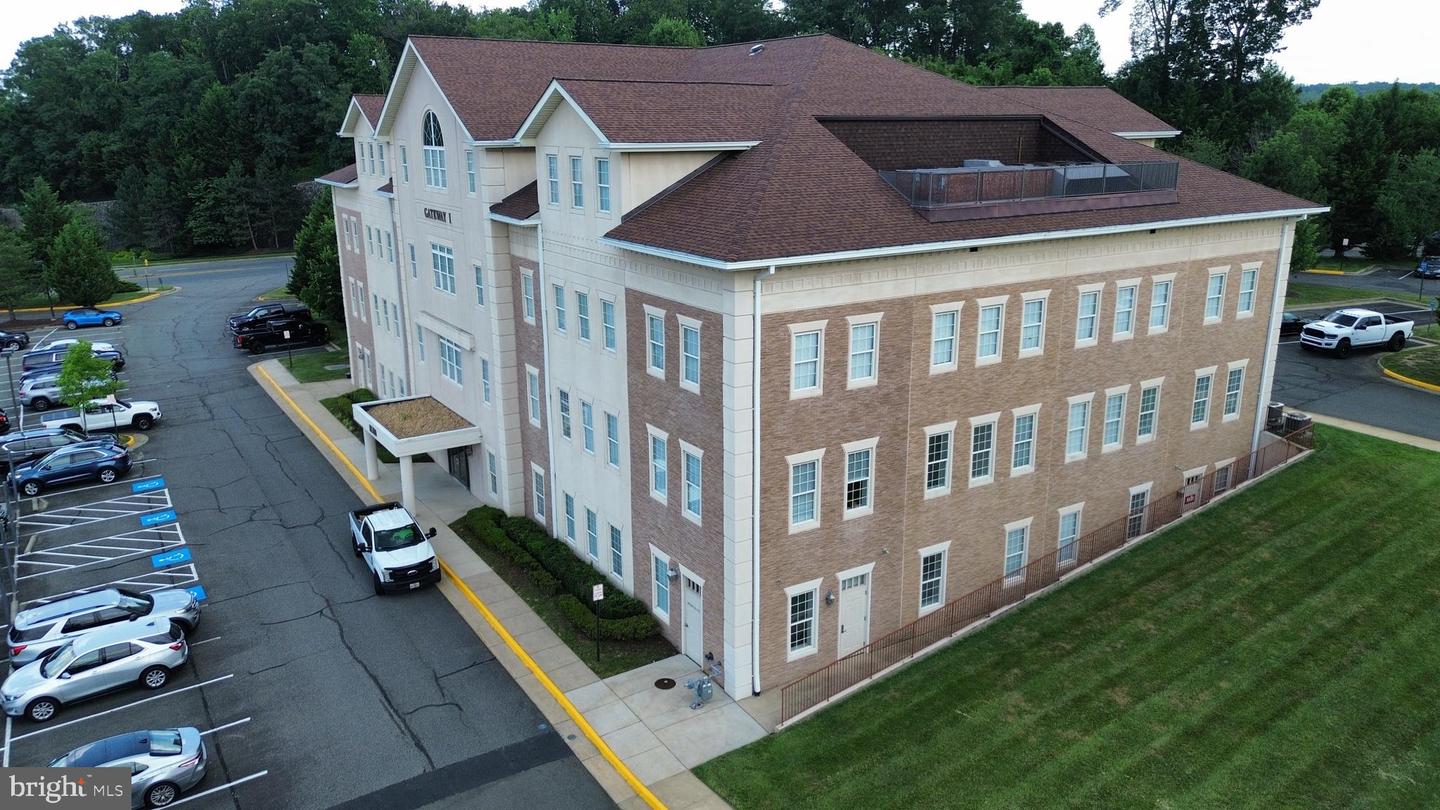 18354 Quantico Gateway Dr #101 Property Photo 4