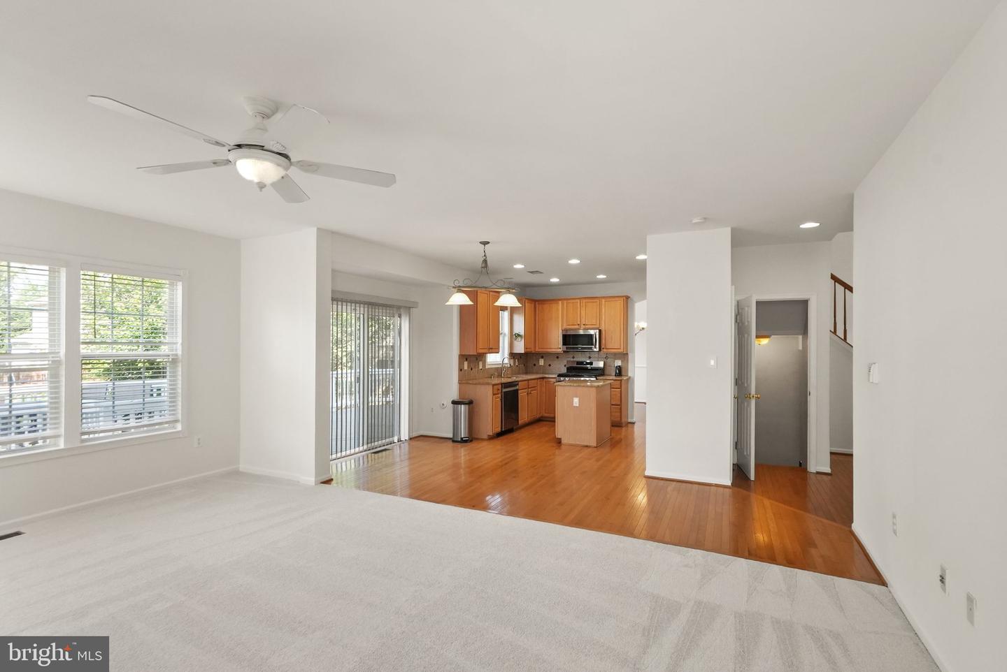 9836 Rainleaf Ct Property Photo 12