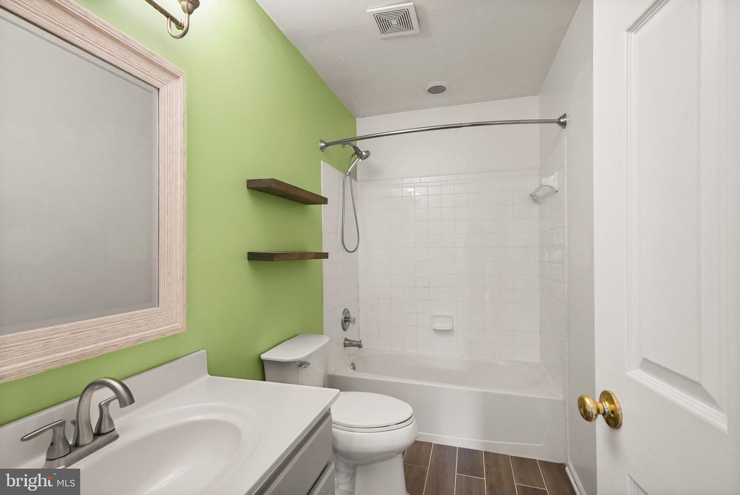 9836 Rainleaf Ct Property Photo 25