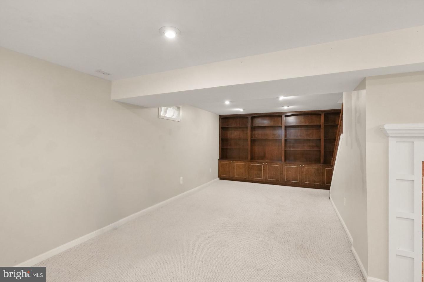 9836 Rainleaf Ct Property Photo 28