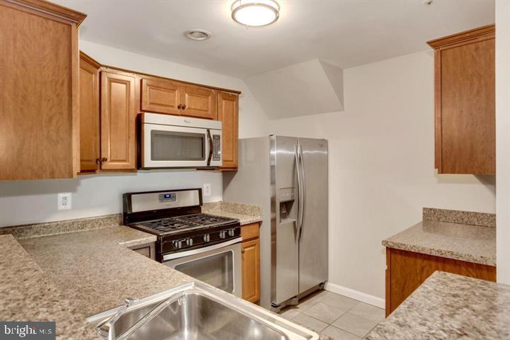 1031 Gardenview Loop Property Photo 4