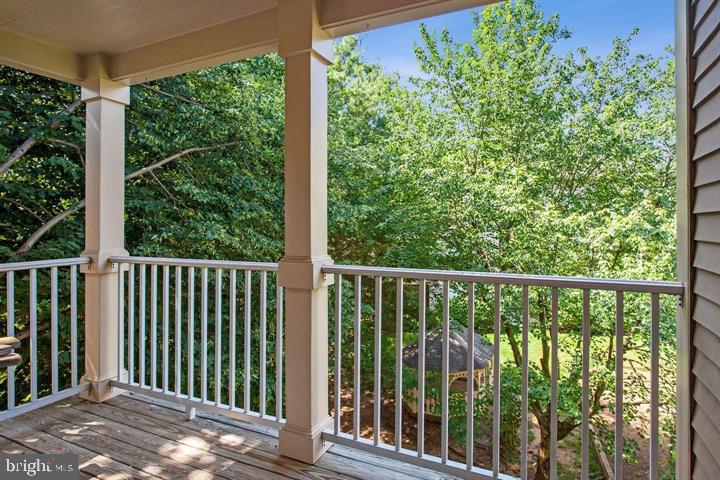 1031 Gardenview Loop Property Photo 20