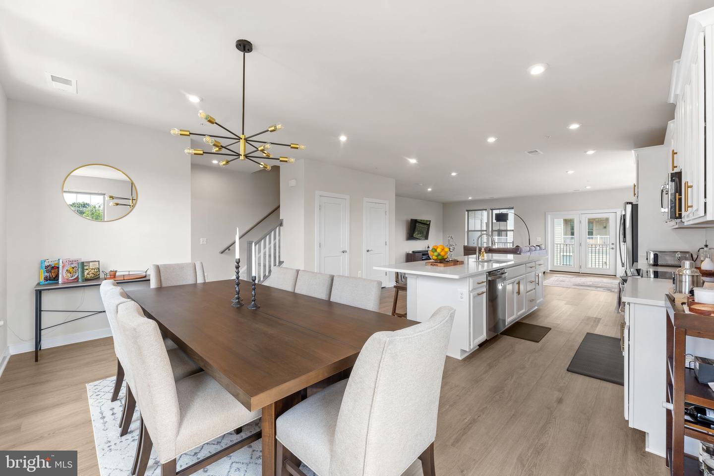 501 Tassita Ln #b Property Photo 12