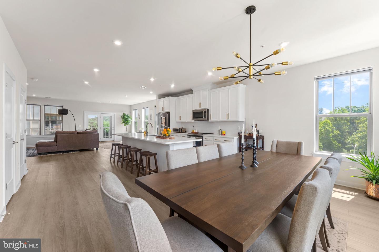 501 Tassita Ln #b Property Photo 14