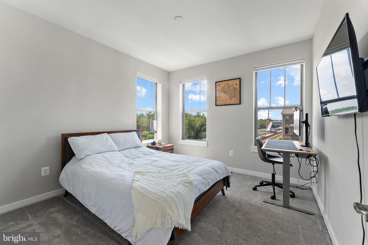 501 Tassita Ln #b Property Photo 25