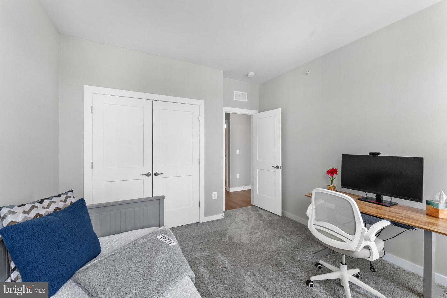501 Tassita Ln #b Property Photo 27