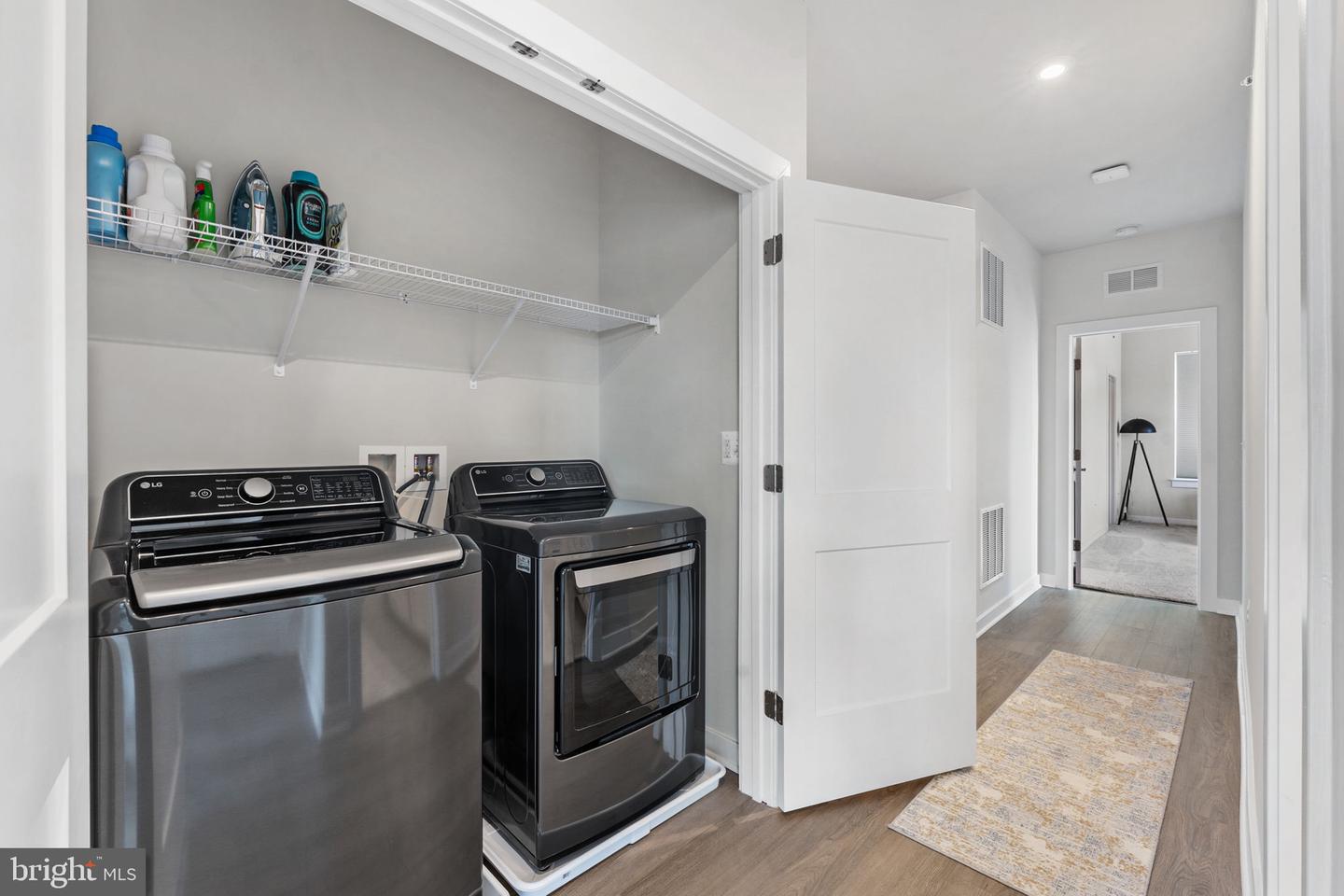 501 Tassita Ln #b Property Photo 29