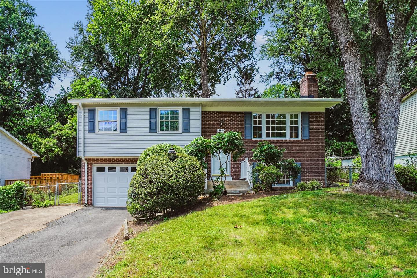 13804 Gilbert Rd Property Photo 3