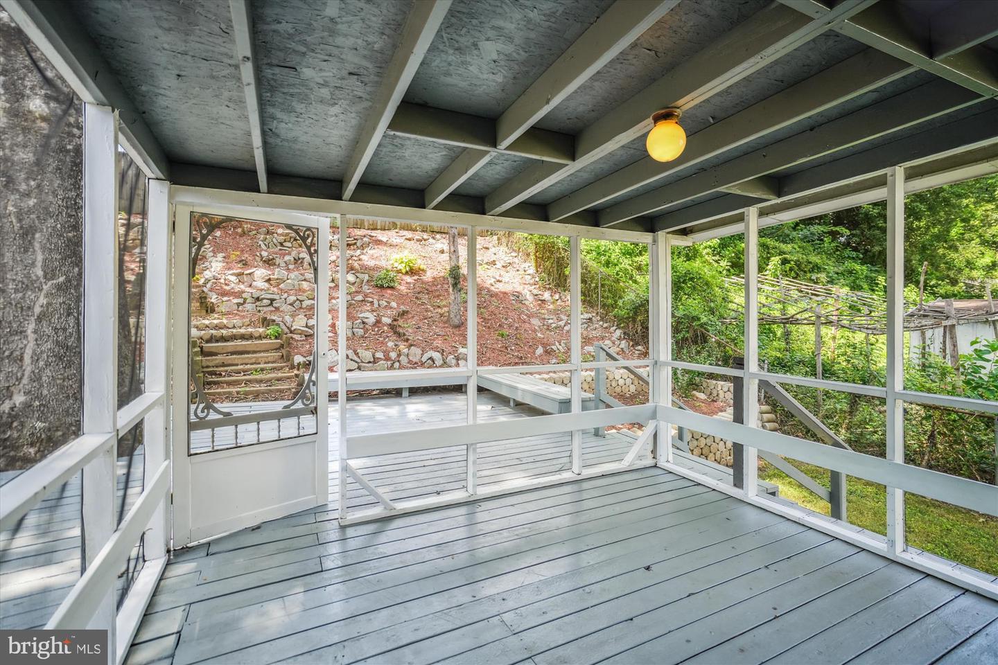 13804 Gilbert Rd Property Photo 19